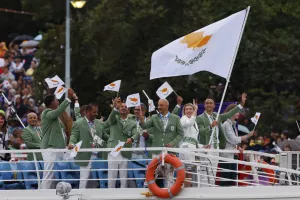 Η τελετή έναρξης των Ολυμπιακών αγώνων: Η Κύπρος στον Σηκουάνα! (φώτο)