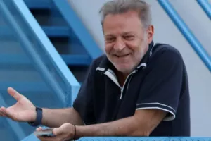 Ο Πρόδρομος εμψυχώνει τους παίκτες