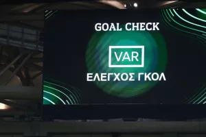 Χωρίς goal line technology και ημιαυτόματο οφσάιντ το VAR της σεζόν 2024-2025