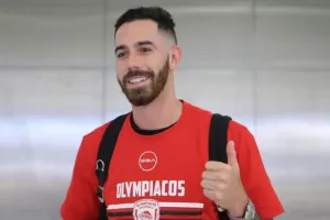 Στην Αθήνα για τον Ολυμπιακό ο Βιλντόζα