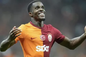 Τρεις ομάδες της Premier League ενδιαφέρονται για τον Ζαχά