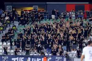 Τους έμειναν τα καλέσματα!