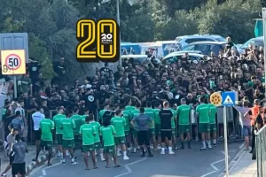 Θύρα 9/ Εύσημα στον κόσμο