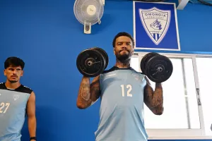 (Φώτος) Δουλειά στο γυμναστήριο 