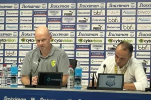 Μπεργκ: "Σημαντική νίκη και σημαντικό να παίρνεις λύσεις από τον πάγκο"