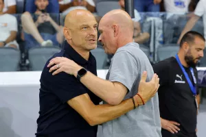 Οι δύο... φαλακροί στη Λεμεσό