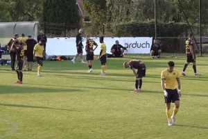 Σύγκρουση και πρόβλημα στο γόνατο για Νεοφύτου 