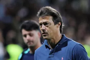 Αλμέιδα: «Έχουμε δεχθεί 6 γκολ, όλα από δικά μας λάθη – Στο ποδόσφαιρο δεν κερδίζεις με τα ονόματα»