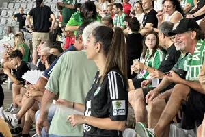 (ΦΩΤΟΣ) Ο κόσμος στο Άρης-Ολυμπιακός Πειραιώς