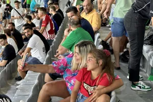 (ΦΩΤΟΣ) Ο κόσμος στο Άρης-Ολυμπιακός Πειραιώς