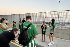 (ΦΩΤΟΣ) Ο κόσμος στο Άρης-Ολυμπιακός Πειραιώς
