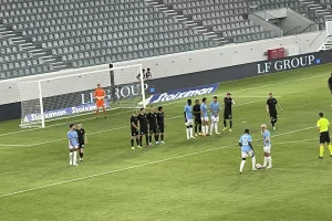 Τι κι αν είναι αμυντικός...
