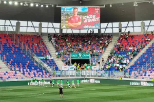 Λίγος ο κόσμος στο "Sóstói Stadium" (Φώτος Κερκίδα)