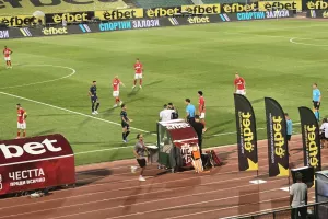 Πρόβλημα με Μελούσο και αλλαγή
