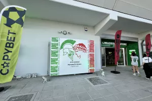 (ΦΩΤΟΣ) Ο κόσμος στο Άρης-Ολυμπιακός Πειραιώς