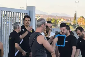 (ΦΩΤΟΣ kerkida) Γνωριμία με παίκτες και τεχνικό τιμ 