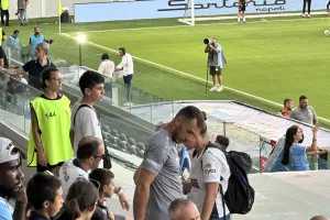 (ΦΩΤΟΣ) Ο κόσμος της Πάφος FC