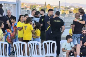 (ΦΩΤΟΣ kerkida) Γνωριμία με παίκτες και τεχνικό τιμ 