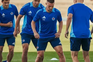 Τελευταία/Σλόβαν