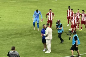 Τίμησε τον Μεντιλίμπαρ