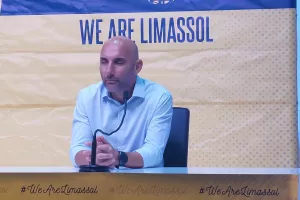 "Να έρθουν κοντά όλοι οι πρώην προέδροι- Ο Σοφοκλέους θέλει να βοηθήσει- Μίνιμουμ στόχος η 6άδα"