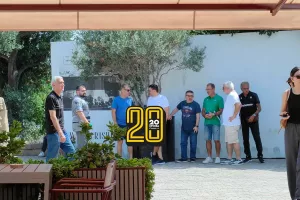 Ξεναγήθηκε... στο Μπακού ο Παπασταύρου και τα μέλη του ΔΣ (φώτος Kerkida)