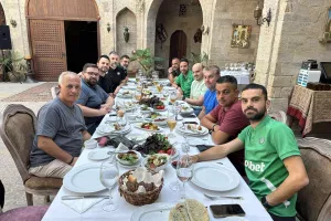 Γεύμα με Παπασταύρου