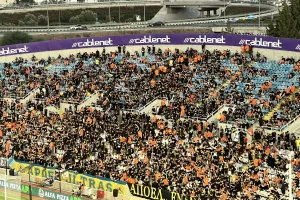 (ΑΠΟΕΛίστες) Με μαύρα εις μνήμην Πλατή