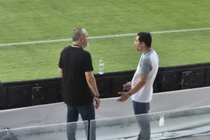 Tετ-α-τετ!