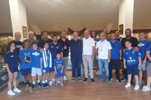 Ομόνοια Αρ./Ευχαριστήρια πλακέτα στην Ανόρθωση 
