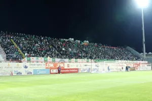 Ομόνοια/SOLD OUT με Σαλαμίνα