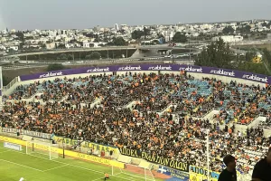 (ΑΠΟΕΛίστες) Με μαύρα εις μνήμην Πλατή
