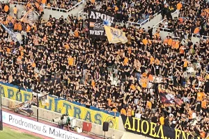 (ΑΠΟΕΛίστες) Με μαύρα εις μνήμην Πλατή