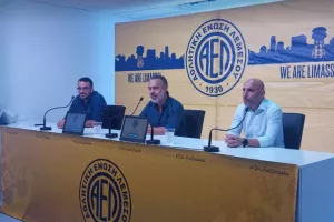"Να έρθουν κοντά όλοι οι πρώην προέδροι- Ο Σοφοκλέους θέλει να βοηθήσει- Μίνιμουμ στόχος η 6άδα"