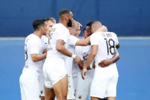 ΑΕΚ: Με Ρουζόμπεροκ ή Χάιντουκ στα πλέι οφ, αν προκριθεί