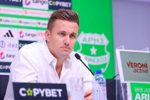 "Είμαι ερωτευμένος με τον Άρη/Είμαστε πεινασμένοι"