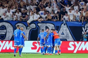 Απόλλων - ΑΕΚ: Χαμένο πέναλτι, αποβολή και... "διπλό" με ανατροπή (Φώτος)