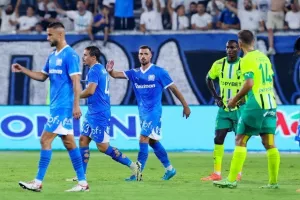 Απόλλων - ΑΕΚ: Χαμένο πέναλτι, αποβολή και... "διπλό" με ανατροπή (Φώτος)
