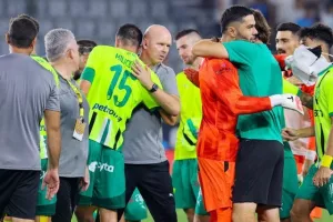 Απόλλων - ΑΕΚ: Χαμένο πέναλτι, αποβολή και... "διπλό" με ανατροπή (Φώτος)