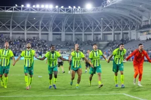 Απόλλων - ΑΕΚ: Χαμένο πέναλτι, αποβολή και... "διπλό" με ανατροπή (Φώτος)