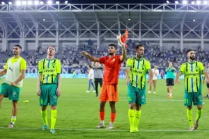 Απόλλων - ΑΕΚ: Χαμένο πέναλτι, αποβολή και... "διπλό" με ανατροπή (Φώτος)