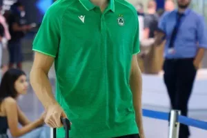 "Πέταξε" για Μπακού η Ομόνοια - Μαζί της το Kerkida.net (Φώτος)