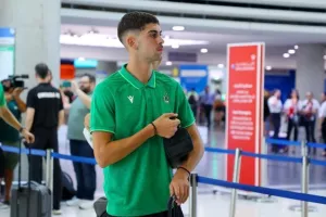 "Πέταξε" για Μπακού η Ομόνοια - Μαζί της το Kerkida.net (Φώτος)