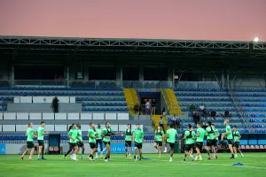 (Βίντεο/Φώτος Κerkida) Η προπόνηση της Ομόνοιας στο "Dalga Arena"