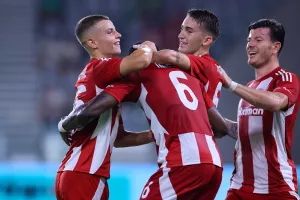 Άρης-Ολυμπιακός Πειραιώς: ΕΞΙ γκολ και... φιλικό ΔΙΠΛΟ! (Φώτος)