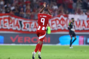 Άρης-Ολυμπιακός Πειραιώς: ΕΞΙ γκολ και... φιλικό ΔΙΠΛΟ! (Φώτος)