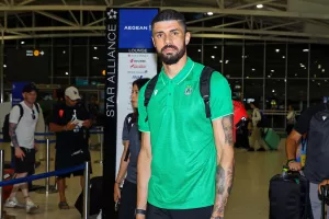 (Φώτος) Πέταξε για Ουγγαρία η Ομόνοια