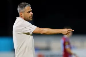 ΕΝΠ-Καρμιώτισσα: Έχασε ευκαιρίες όμως σκόραρε απ΄τα… 11 και πανηγύρισε “διπλό”