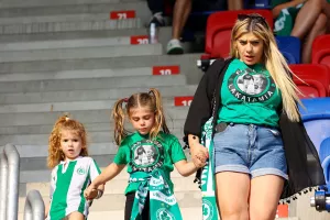 (ΦΩΤΟΣ) Ο κόσμος της Ομόνοιας στο "Sóstói"
