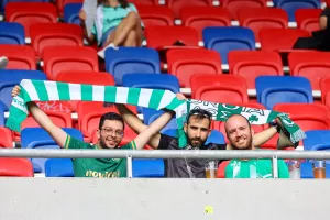 (ΦΩΤΟΣ) Ο κόσμος της Ομόνοιας στο "Sóstói"